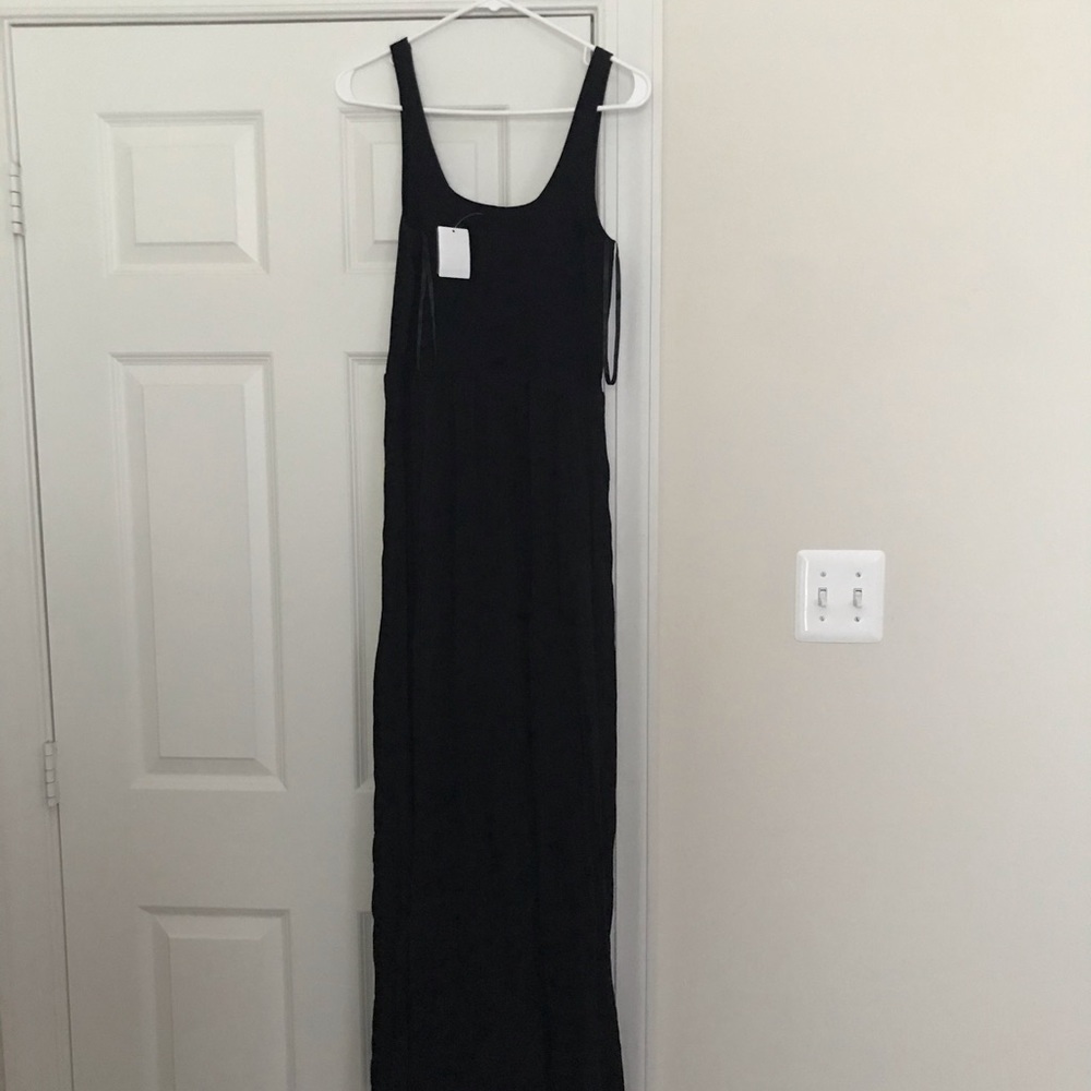 Black summer sun dress. Size XS NWT (No Flaws)